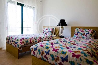 Apartamento T2 para Arrendamento férias em Quarteira