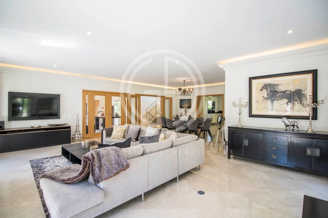 Moradia T5 para Arrendamento férias em Almancil Foto 4