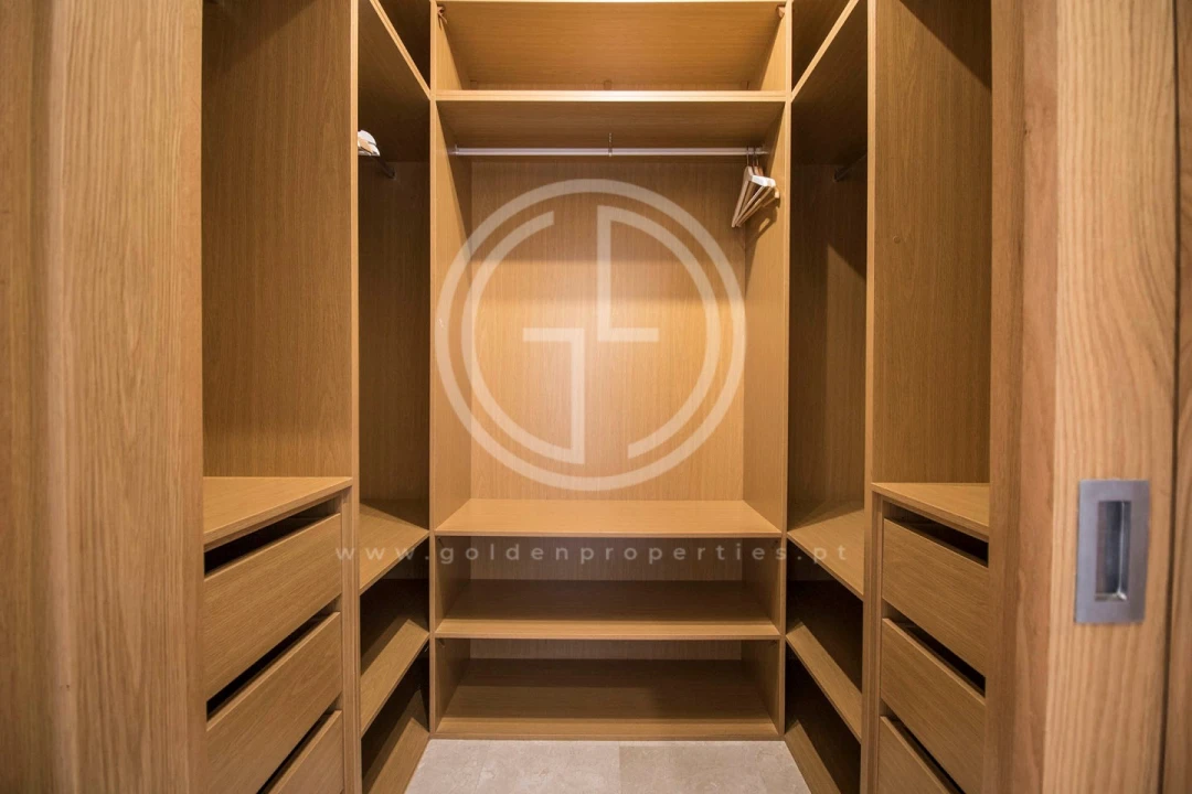 Moradia T5 para Arrendamento férias em Almancil Foto 14