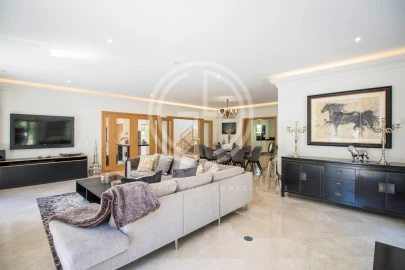 Moradia T5 para Arrendamento férias em Almancil