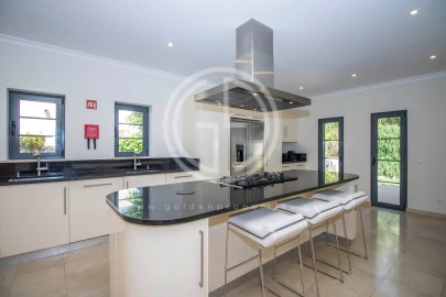 Moradia T5 para Arrendamento férias em Almancil