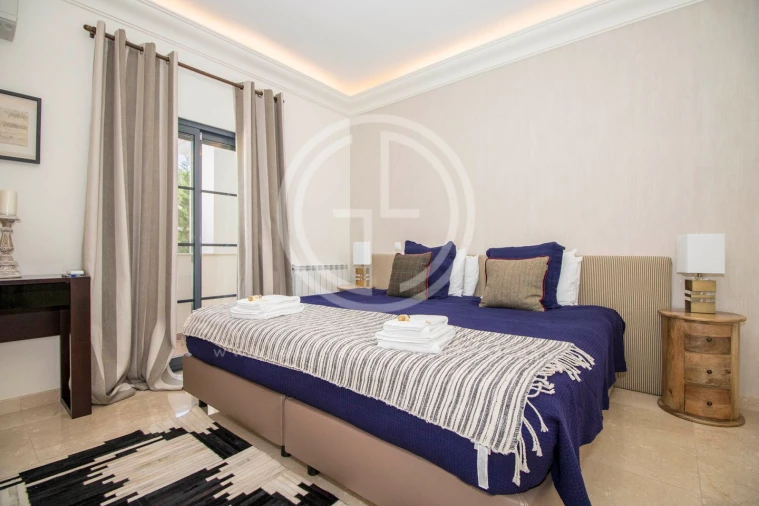 Moradia T5 para Arrendamento férias em Almancil Foto 9