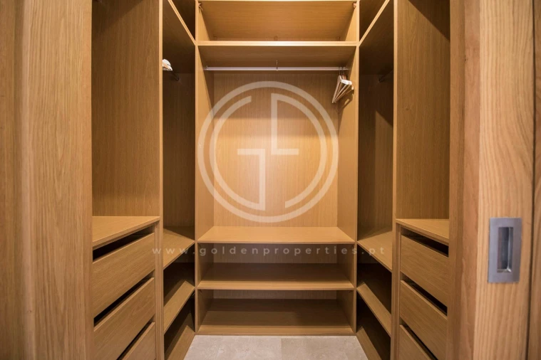 Moradia T5 para Arrendamento férias em Almancil Foto 14