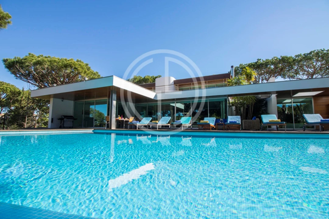 Moradia T5 para Arrendamento férias em Quarteira Foto 1