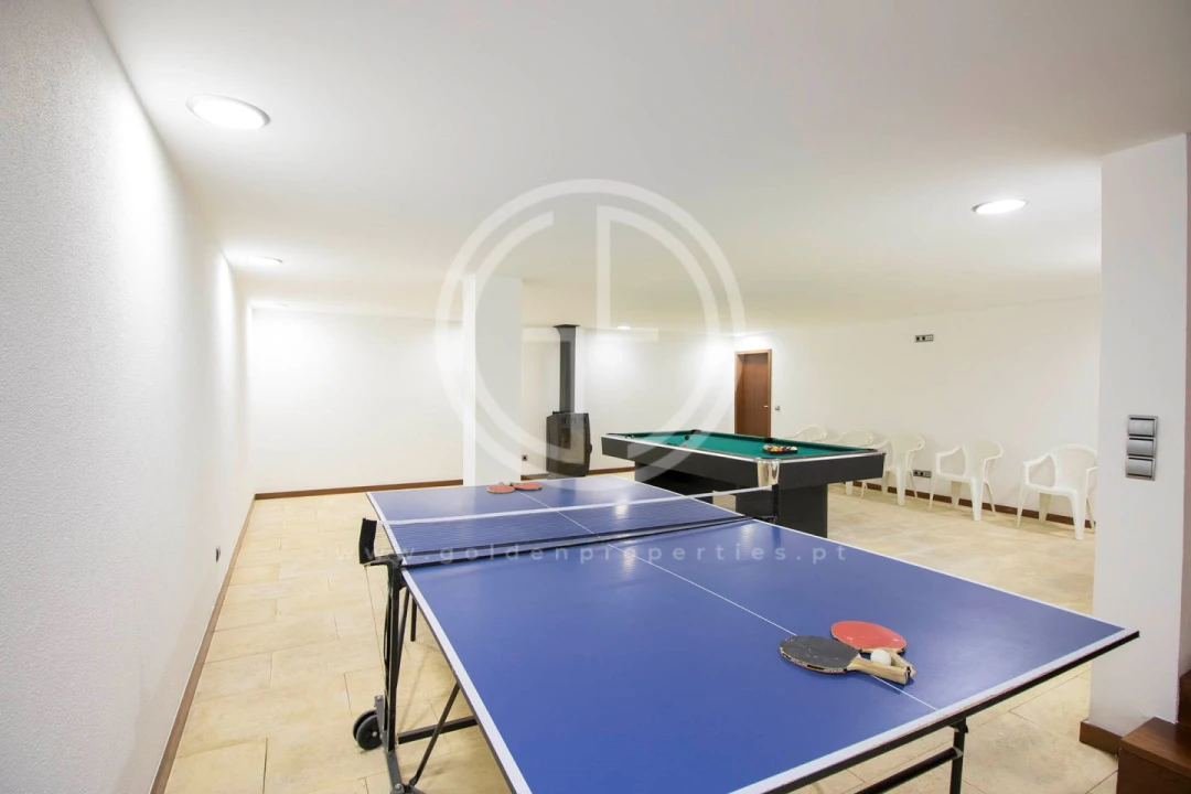 Moradia T5 para Arrendamento férias em Quarteira Foto 15