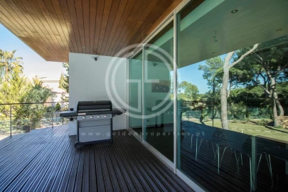 Moradia T5 para Arrendamento férias em Quarteira