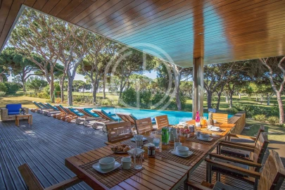 Moradia T5 para Arrendamento férias em Quarteira