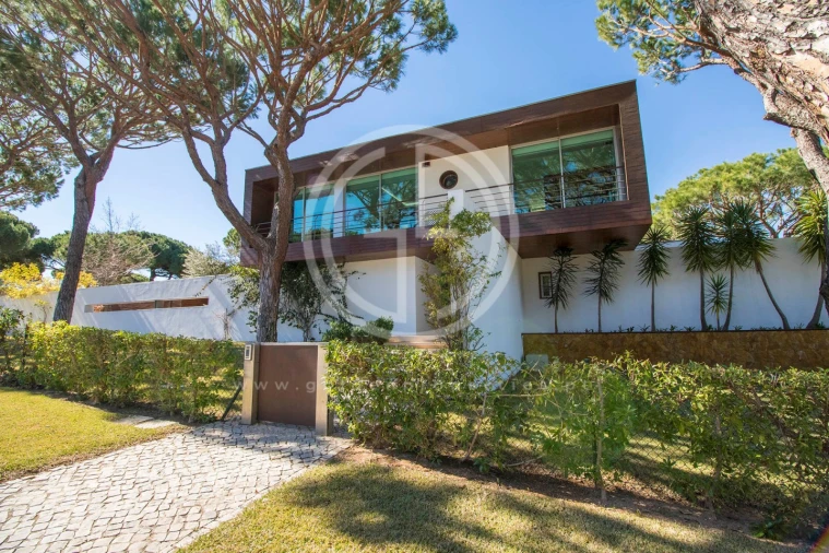 Moradia T5 para Arrendamento férias em Quarteira Foto 32