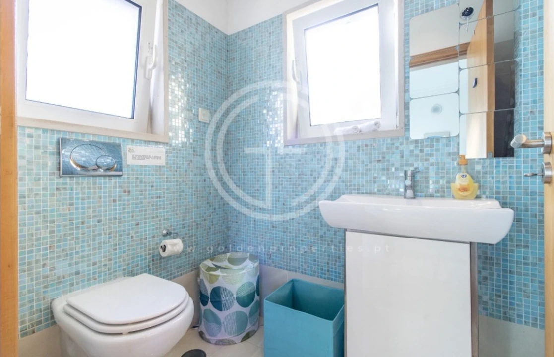 Moradia T4 para Arrendamento férias em Almancil Foto 13