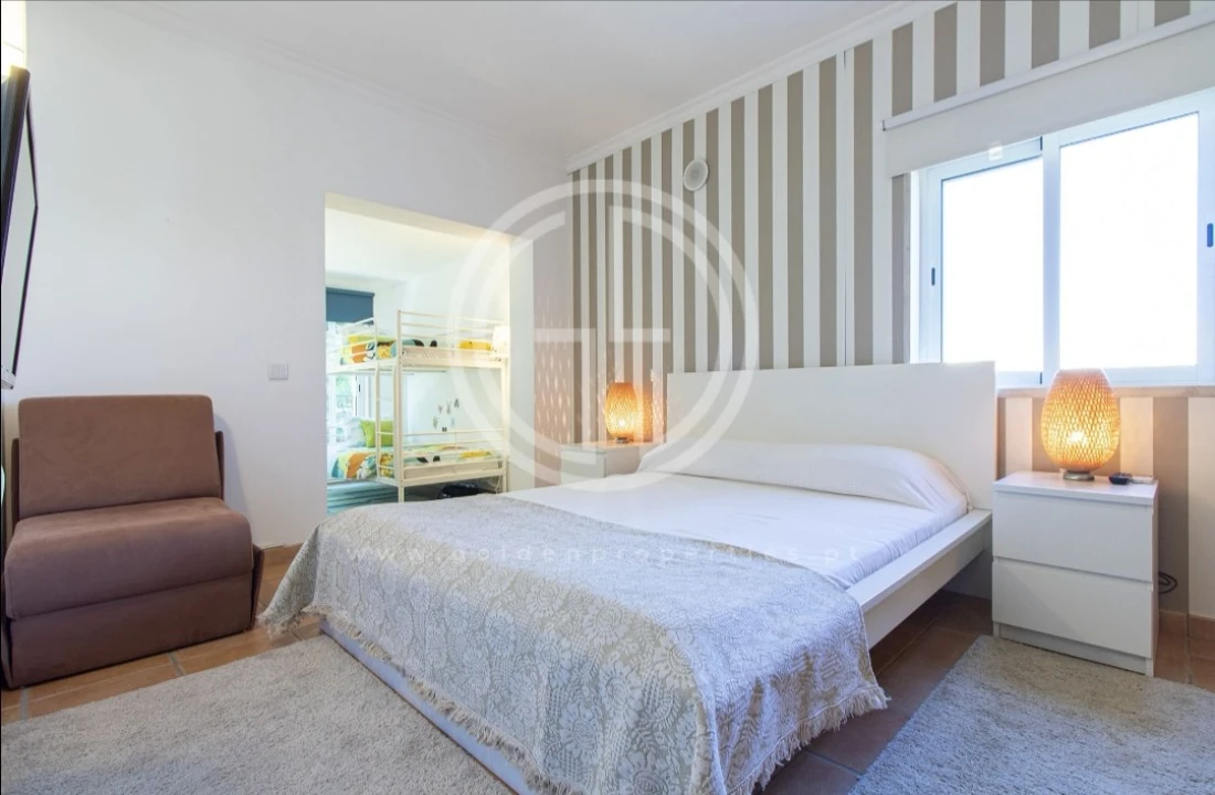 Moradia T4 para Arrendamento férias em Almancil Foto 16