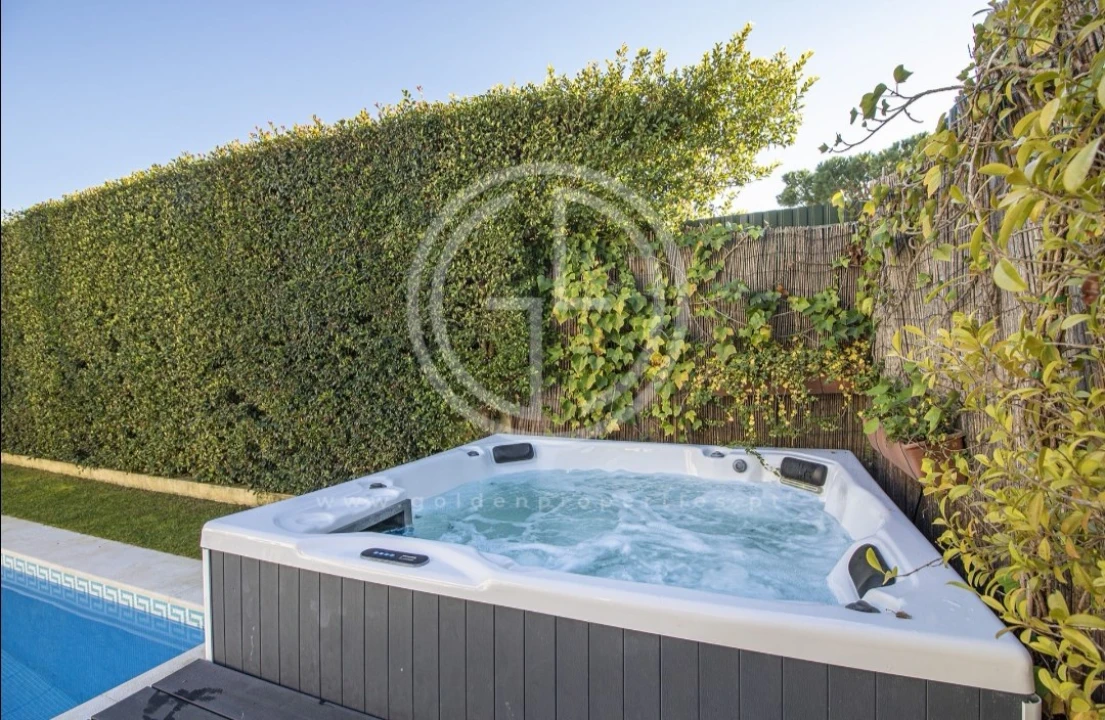 Moradia T4 para Arrendamento férias em Almancil Foto 4