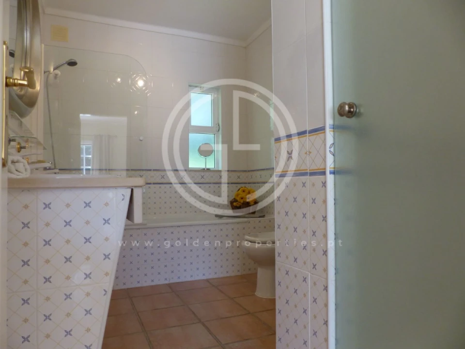 Moradia T3 para Arrendamento férias em Almancil Foto 16