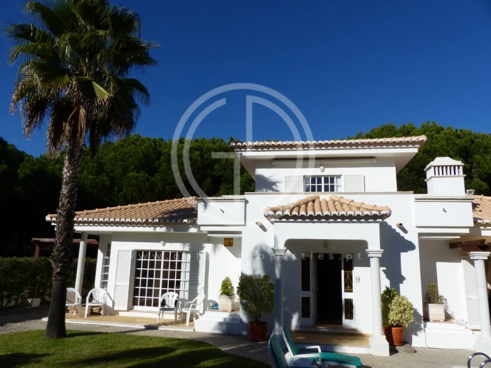 Moradia T3 para Arrendamento férias em Almancil Foto 24