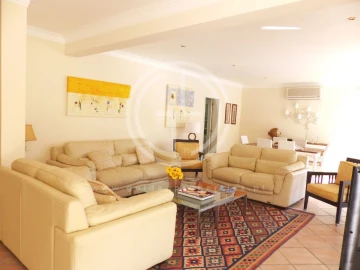 Moradia T3 para Arrendamento férias em Almancil