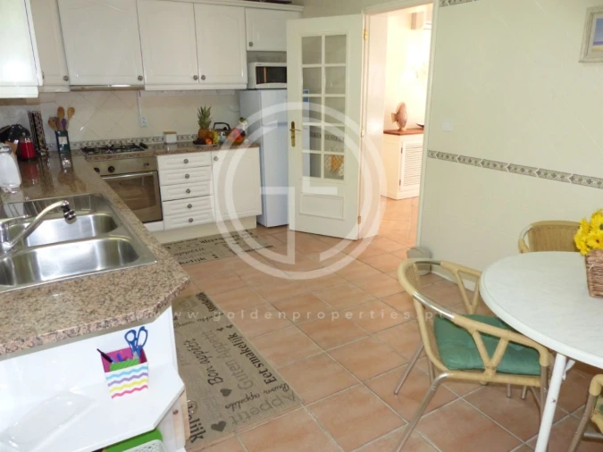 Moradia T3 para Arrendamento férias em Almancil Foto 12