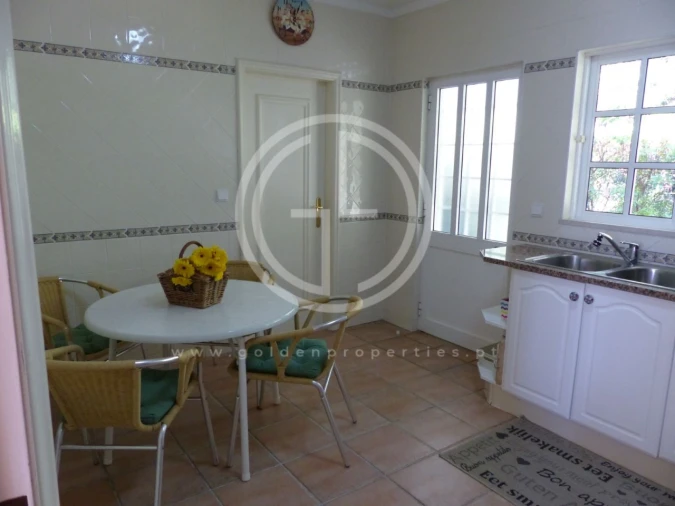 Moradia T3 para Arrendamento férias em Almancil Foto 13