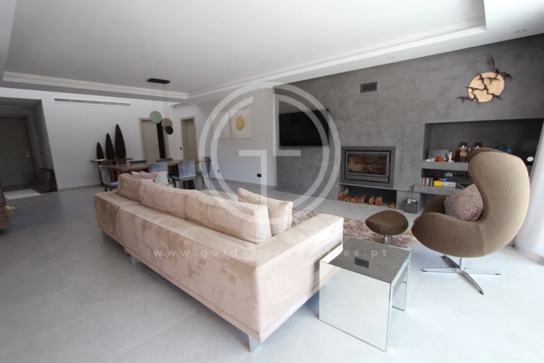 Moradia T4 para Arrendamento férias em Almancil Foto 6