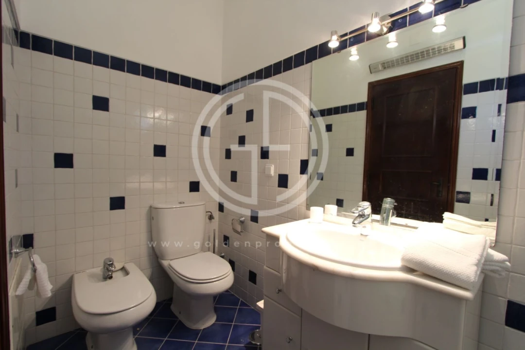 Moradia T4 para Arrendamento férias em Almancil Foto 16