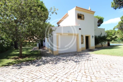 Moradia T4 para Arrendamento férias em Almancil