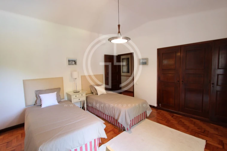 Moradia T4 para Arrendamento férias em Almancil Foto 12