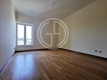 Apartamento T3 para Venda em Quarteira