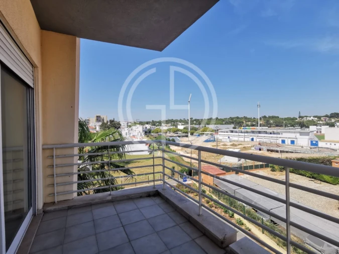 Apartamento T3 para Venda em Quarteira Foto 18