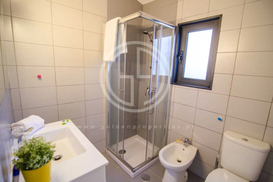 Moradia T3 para Arrendamento férias em Quarteira Foto 12