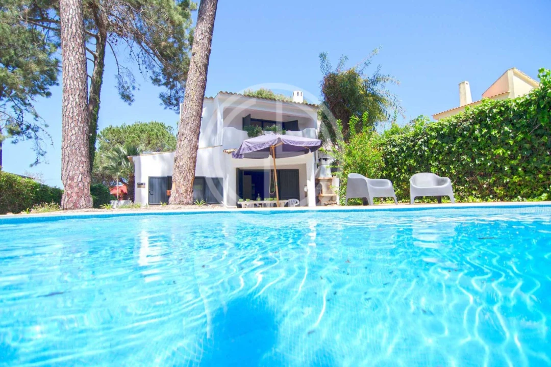 Moradia T3 para Arrendamento férias em Quarteira Foto 16