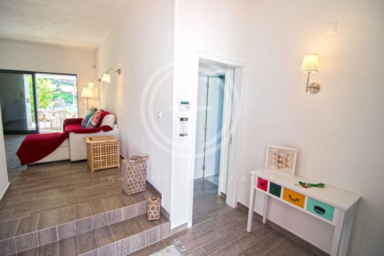 Moradia T3 para Arrendamento férias em Quarteira Foto 3