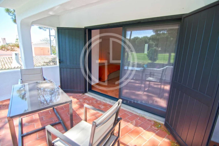 Moradia T3 para Arrendamento férias em Quarteira Foto 14