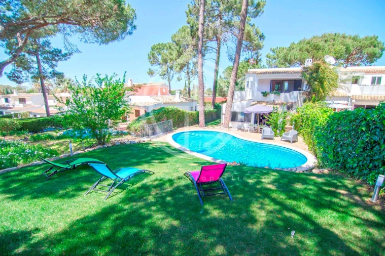 Moradia T3 para Arrendamento férias em Quarteira Foto 17