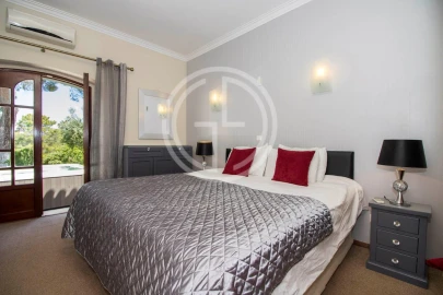 Moradia T5 para Arrendamento férias em Quarteira