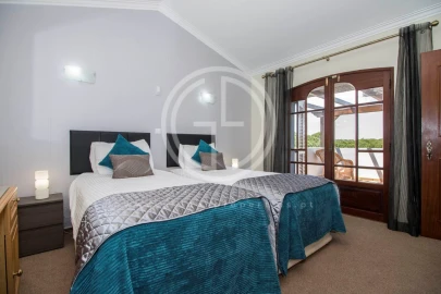 Moradia T5 para Arrendamento férias em Quarteira