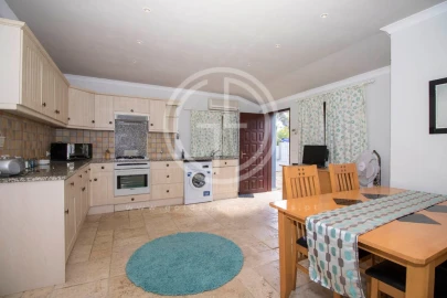 Moradia T5 para Arrendamento férias em Quarteira