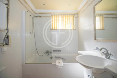 Moradia T5 para Arrendamento férias em Quarteira