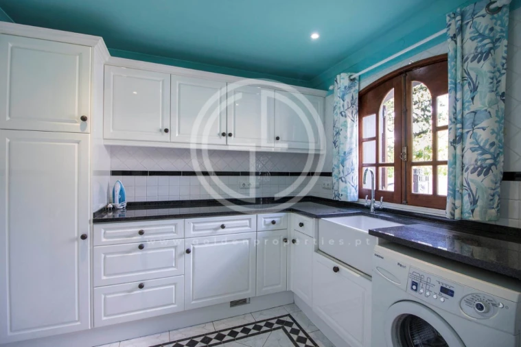 Moradia T5 para Arrendamento férias em Quarteira Foto 20