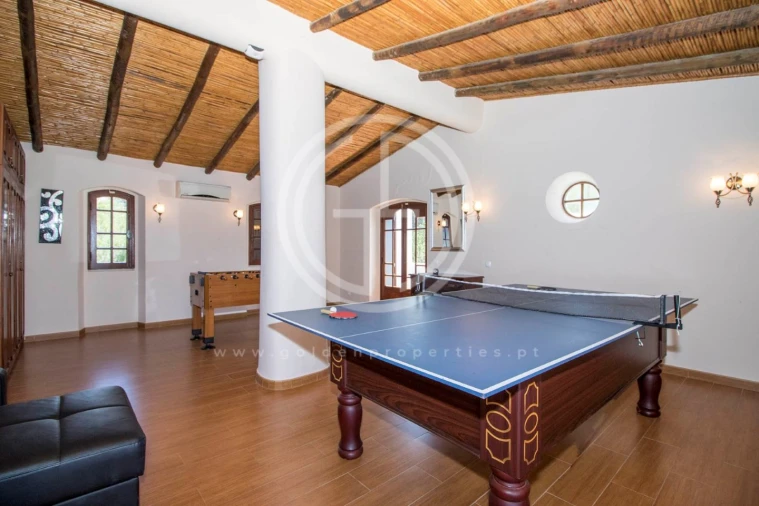 Moradia T5 para Arrendamento férias em Quarteira Foto 25