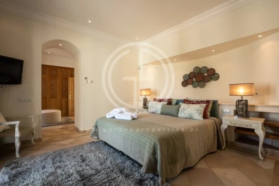 Moradia T6 para Arrendamento férias em Almancil