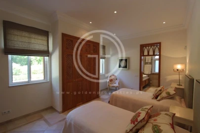 Moradia T6 para Arrendamento férias em Almancil