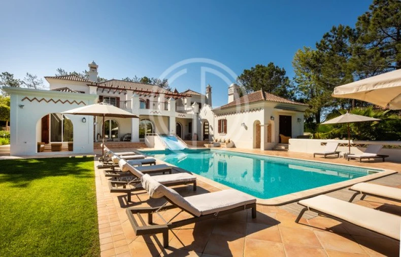 Moradia T6 para Arrendamento férias em Almancil