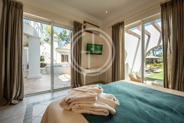 Moradia T6 para Arrendamento férias em Almancil Foto 20