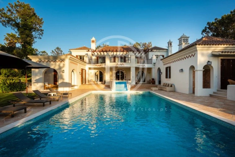 Moradia T6 para Arrendamento férias em Almancil Foto 16