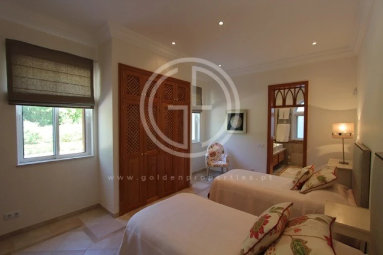 Moradia T6 para Arrendamento férias em Almancil Foto 23