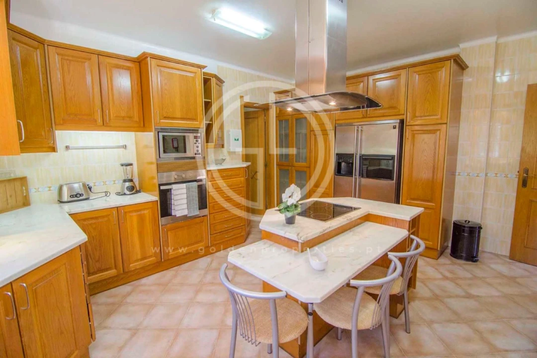 Moradia T6 para Arrendamento férias em Almancil Foto 17