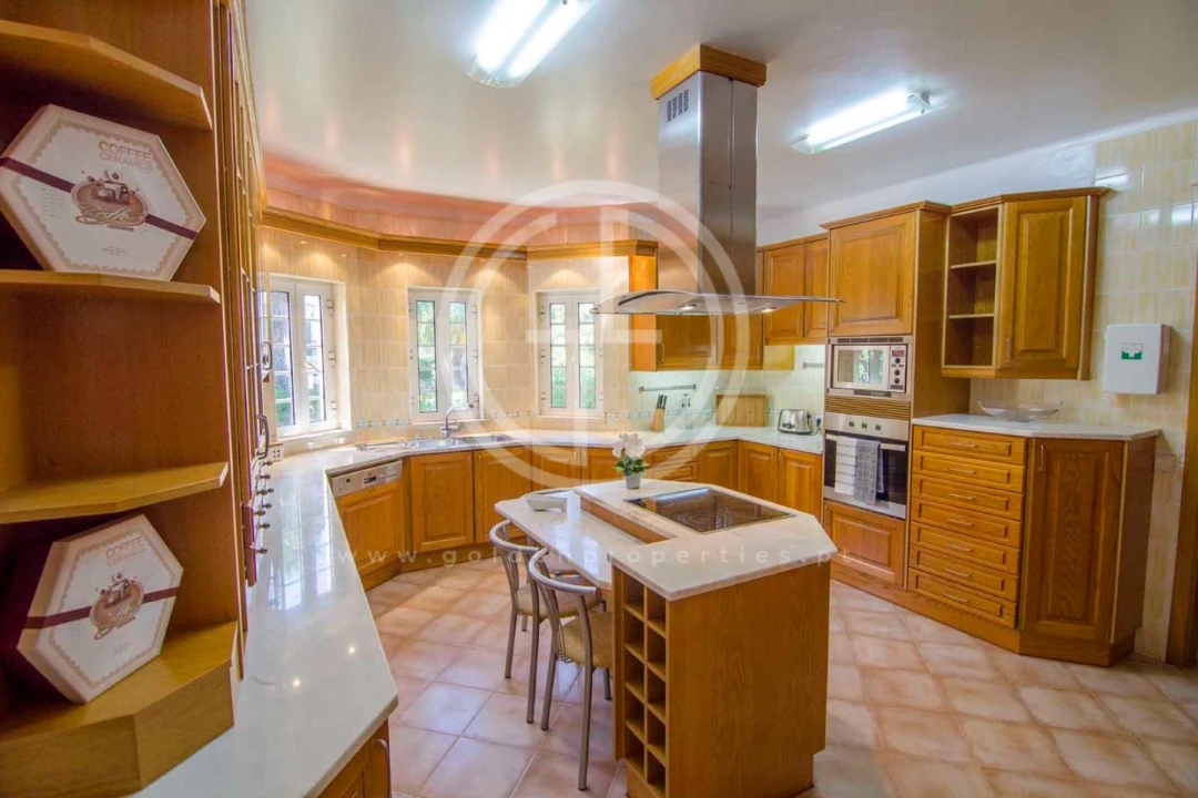 Moradia T6 para Arrendamento férias em Almancil Foto 15