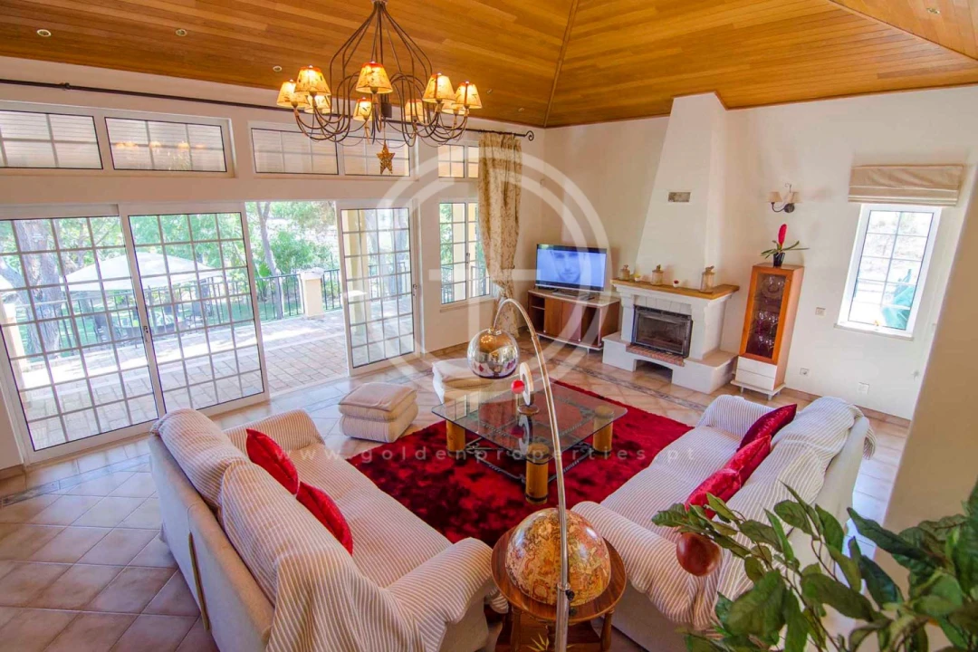 Moradia T6 para Arrendamento férias em Almancil Foto 5