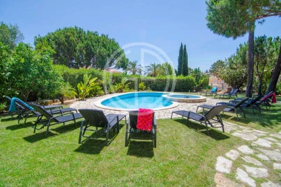 Moradia T6 para Arrendamento férias em Almancil