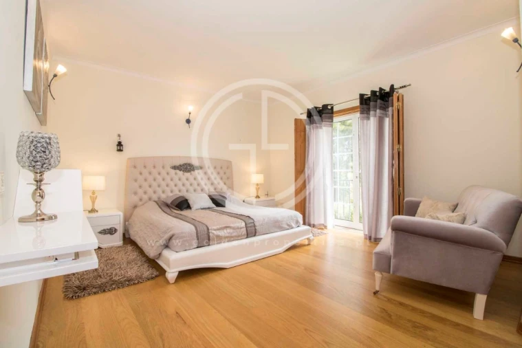 Moradia T6 para Arrendamento férias em Almancil Foto 8