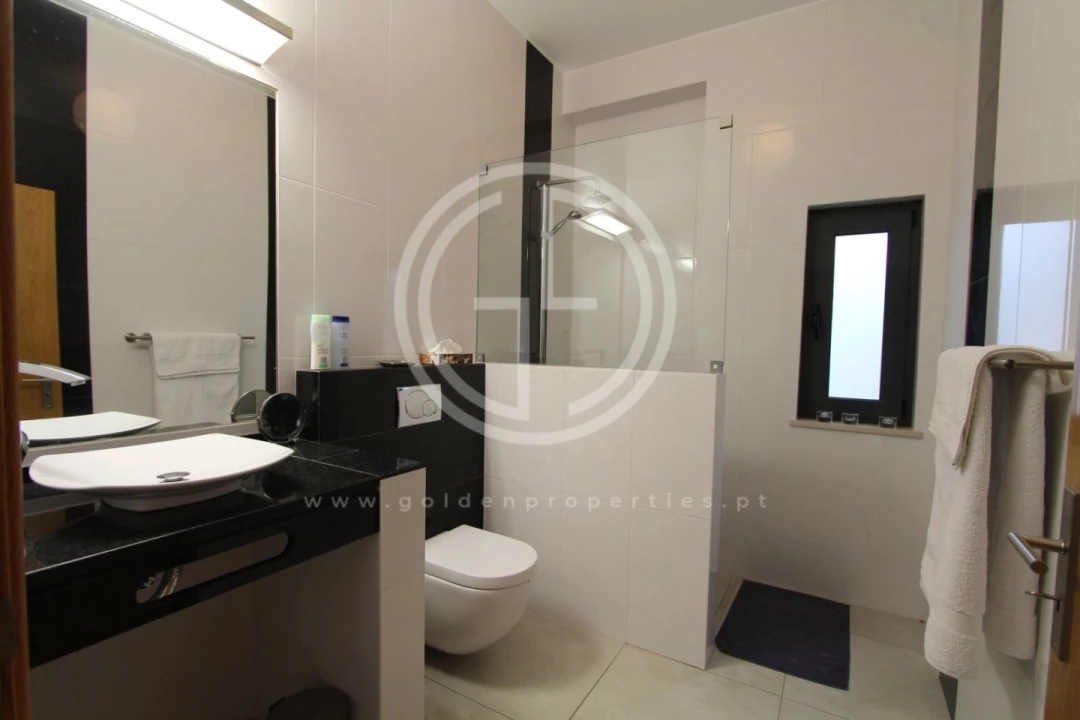 Moradia T2 para Arrendamento férias em Almancil Foto 11