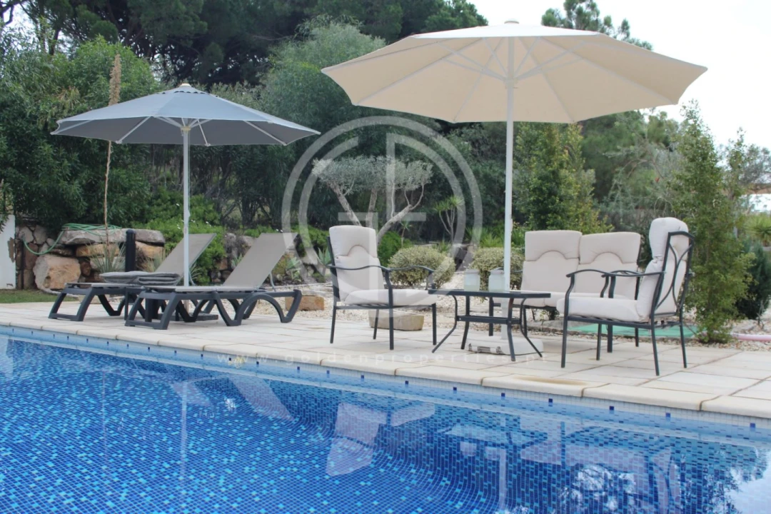 Moradia T2 para Arrendamento férias em Almancil Foto 1